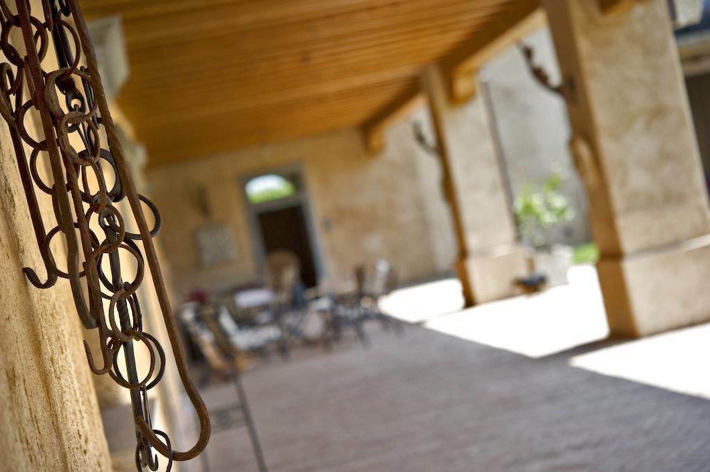 Corte Breda, Agriturismo Bed&Breakfast Chiari Exterior photo