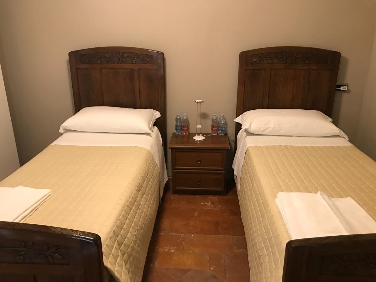 Corte Breda, Agriturismo Bed&Breakfast Chiari Exterior photo